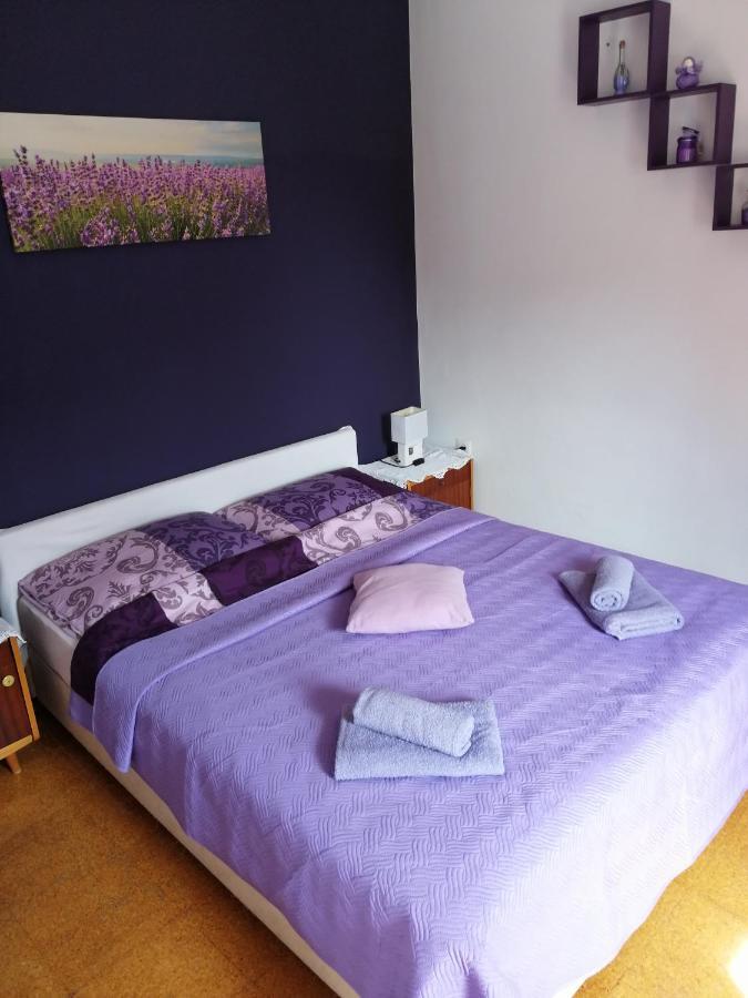 Apartmani Milka Pakoštane Kültér fotó