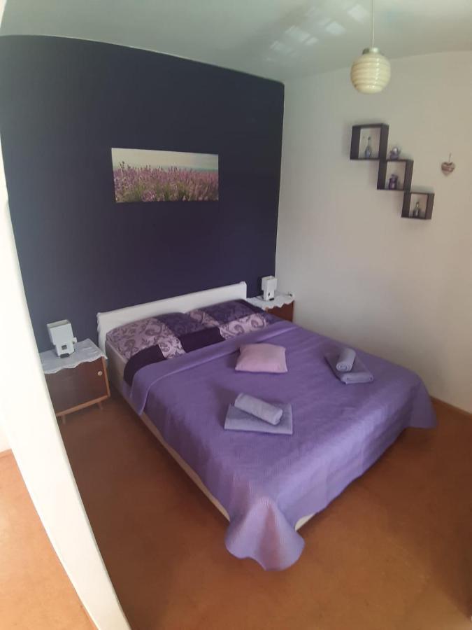 Apartmani Milka Pakoštane Kültér fotó