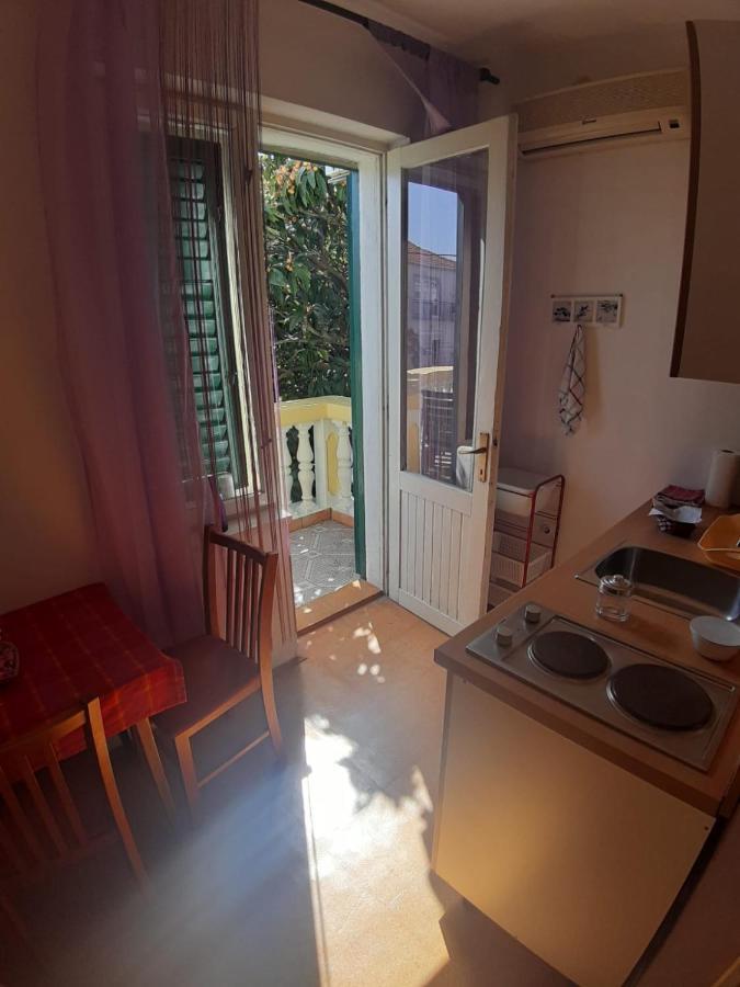Apartmani Milka Pakoštane Kültér fotó